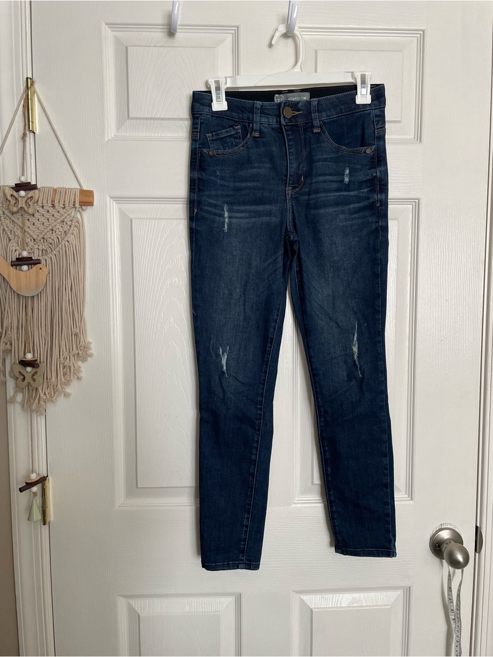 Wit & Wisdom Womens size 0 Petite Dark Blue Distressed Skinny Jeans